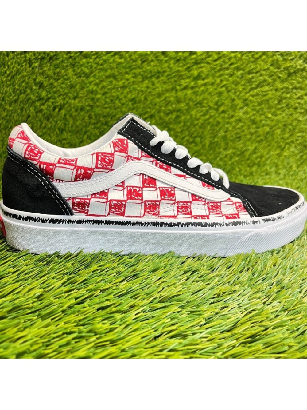 Vans‎ Old Skool Sketch Low Womens Size 9 Black Red Athletic Skate Shoes Sneakers